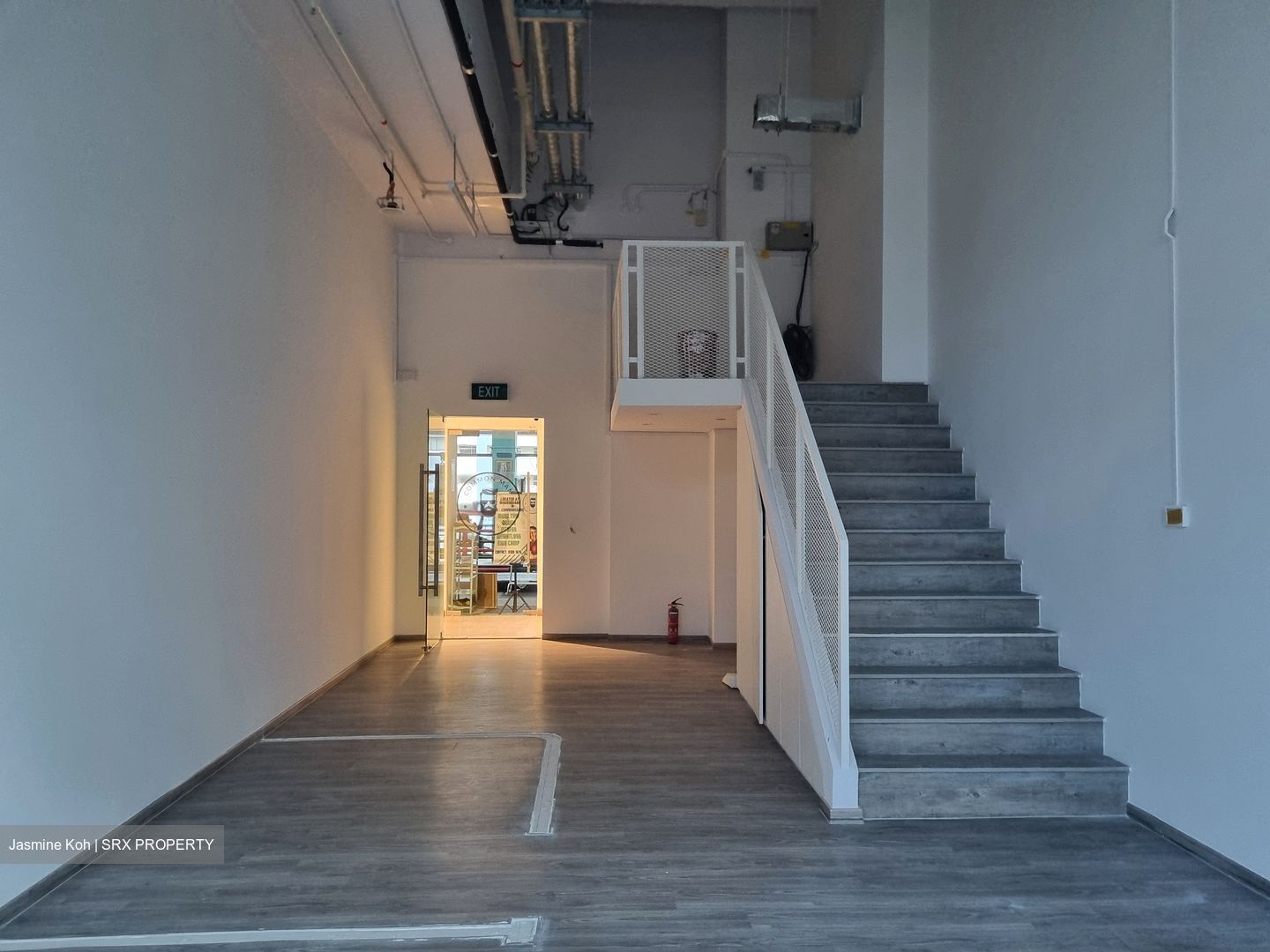 Woods Square (D25), Office #449037541
